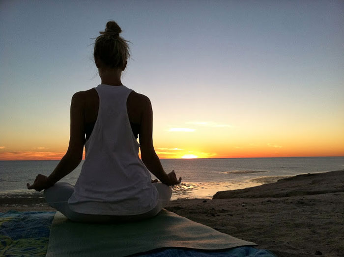 Cómo ponerte en forma en la playa #yoga #sunset